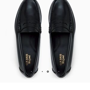 G.H. Bass & Co. Black Leather Whitney Weejuns Loafers